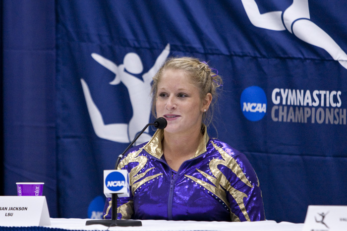 10NCAAS19D_10115